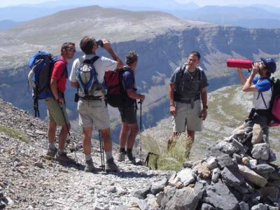 Sortida el 15 d'agost de 2005 a Ordesa (Senda de los Cazadores) i el Mont Perdut.
