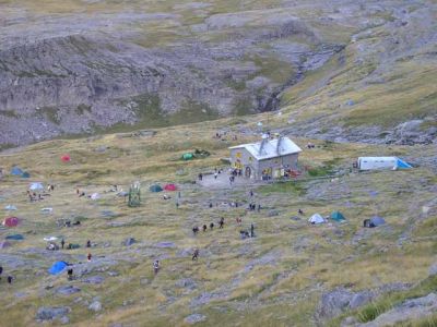 Sortida el 15 d'agost de 2005 a Ordesa (Senda de los Cazadores) i el Mont Perdut.
